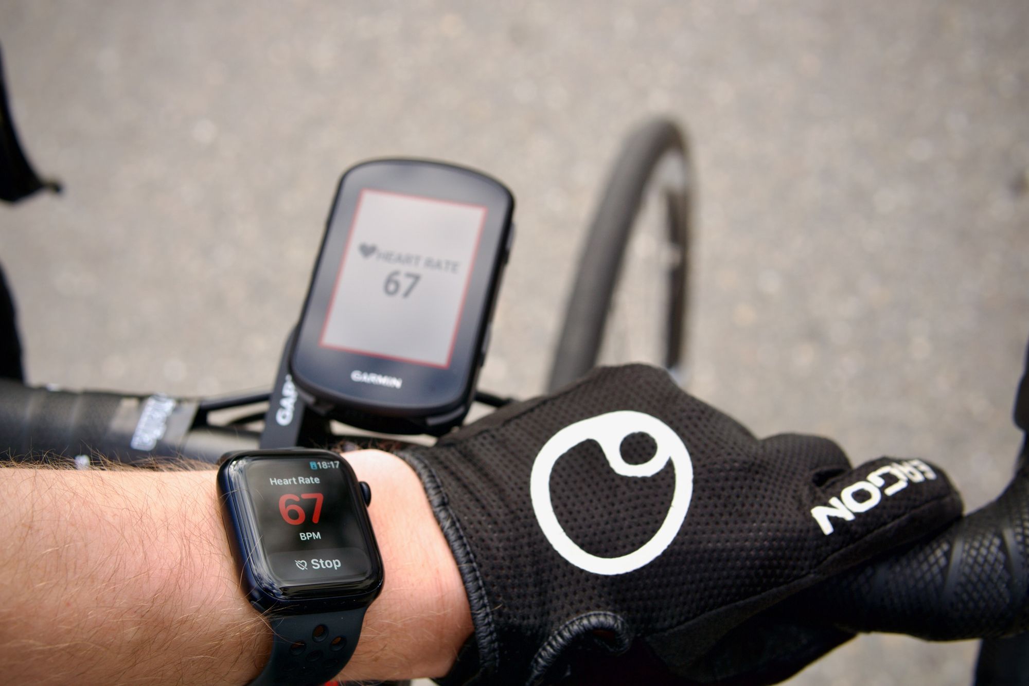 Apple Watch heart rate streaming to Garmin Edge cycling computer