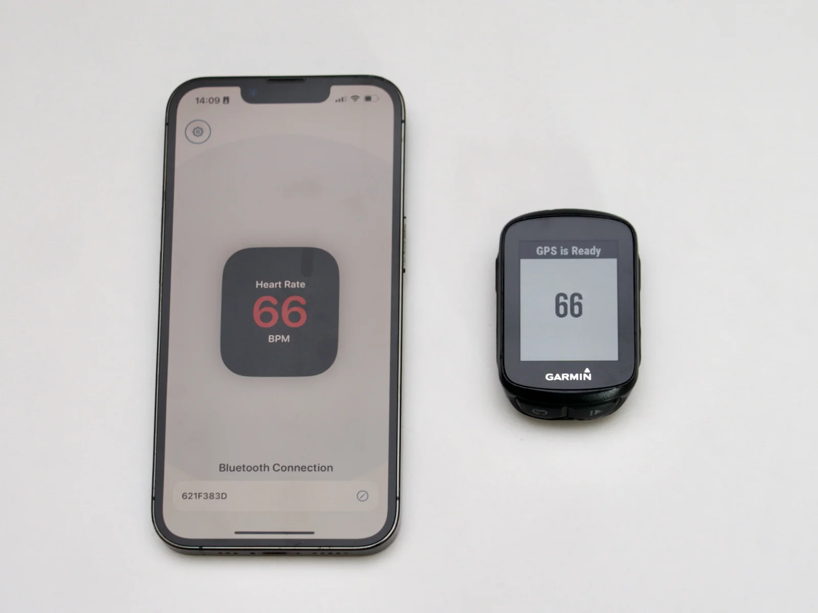 iPhone und Garmin Edge 130 zeigen beide Live-Puls — erfolgreich gekoppelt