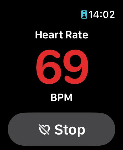 Apple Watch zeigt HRM-App mit Stopp-Button — App ist aktiv